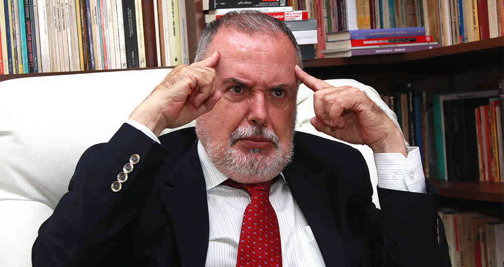 Gilberto Tobón Sanín, un analista incómodo
