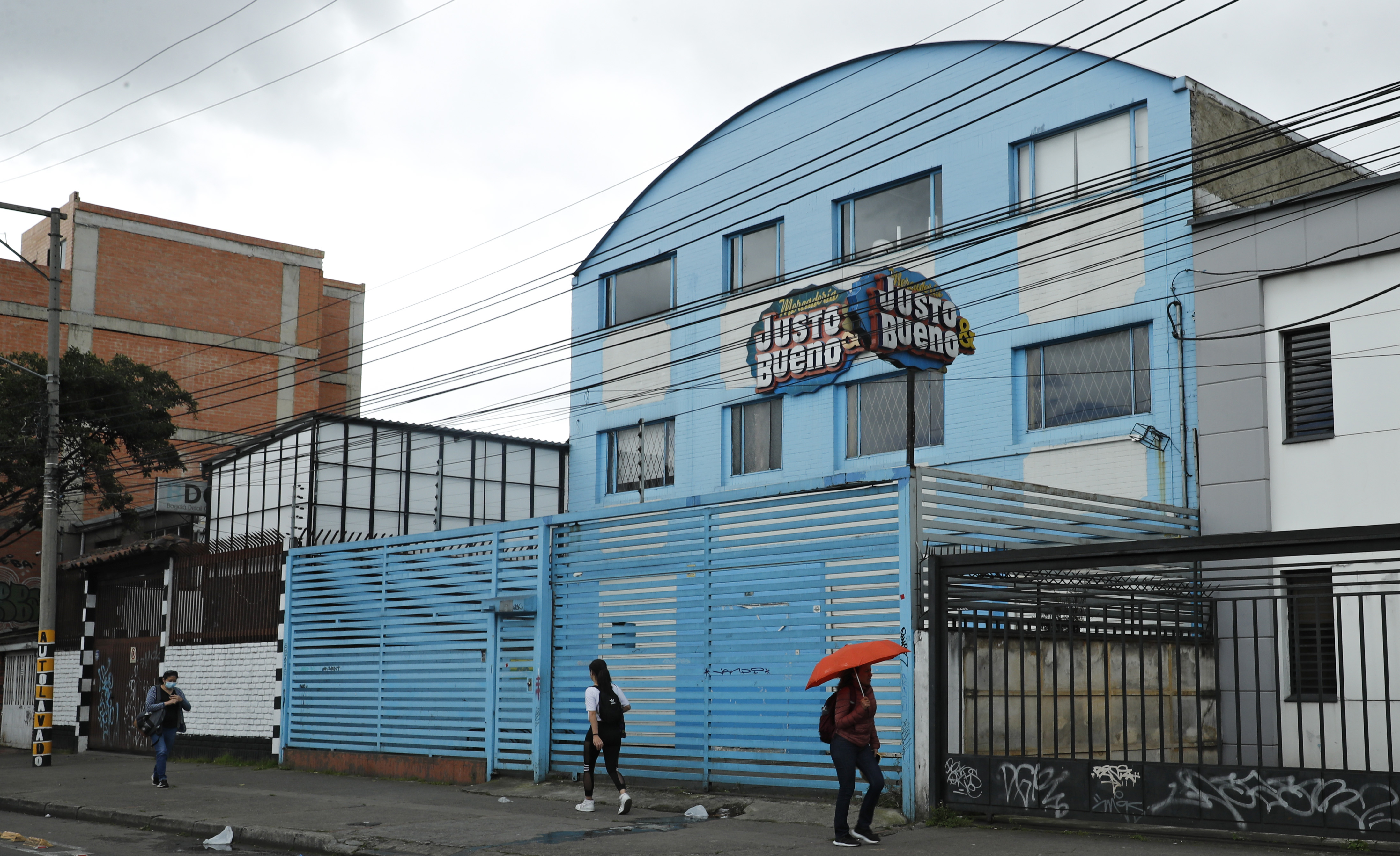 Almacen dr clearance martens bogota