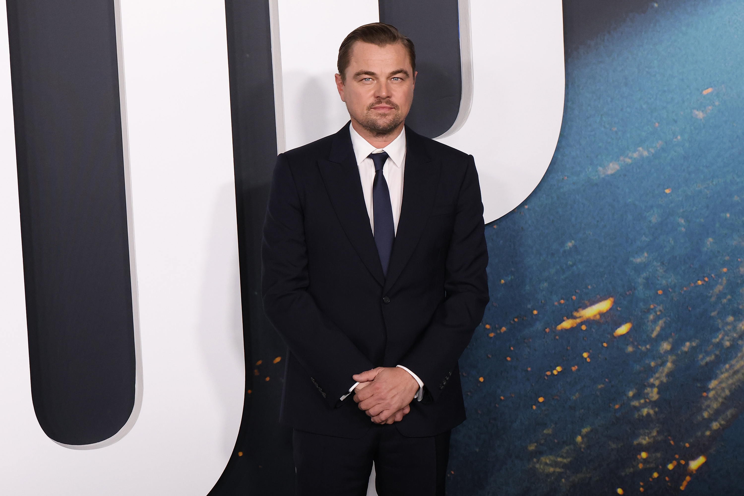NEW YORK, NEW YORK - DECEMBER 05: Leonardo DiCaprio attends the world premierof Netflix's "Don't Look Up" at Jazz at Lincoln Center on December 05, 2021 in New York City. (Photo by Taylor Hill/FilmMagic)