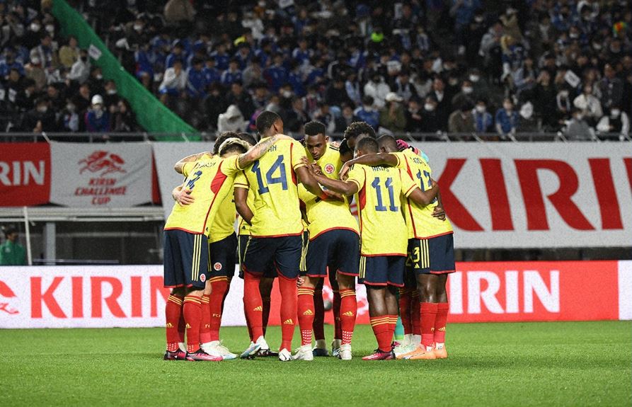 Colombia se mide a Japón en Osaka.