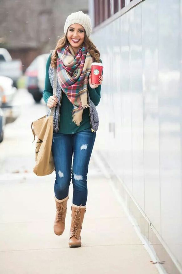 Looks con jeans rotos