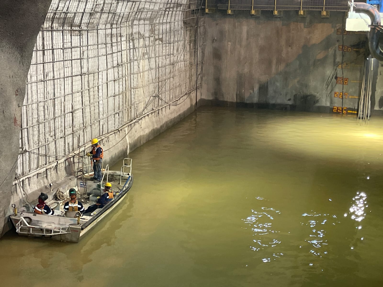 Hidroituango cuenta con dos almenaras (norte y sur).