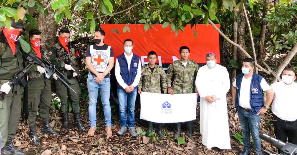 Los soldados fueron liberados el lunes.