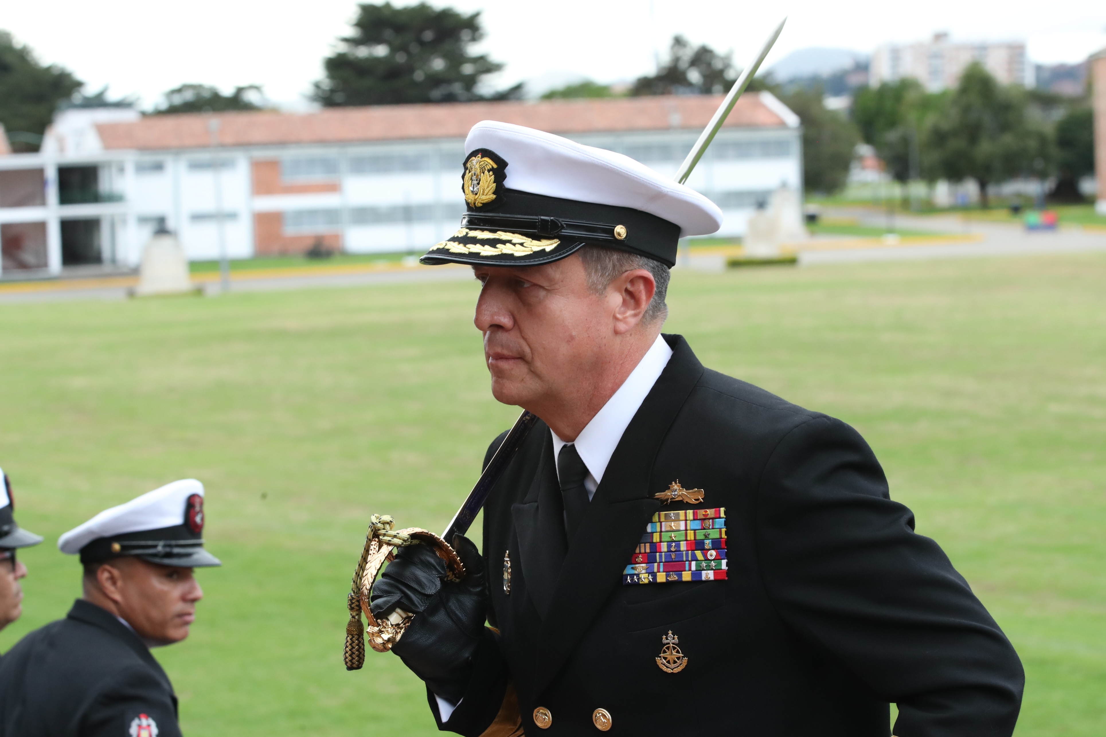 Almirante Francisco Hernando Cubides Granados  nuevo comandante general de las Fuerzas Militares
Bogotá 9 julio 2024