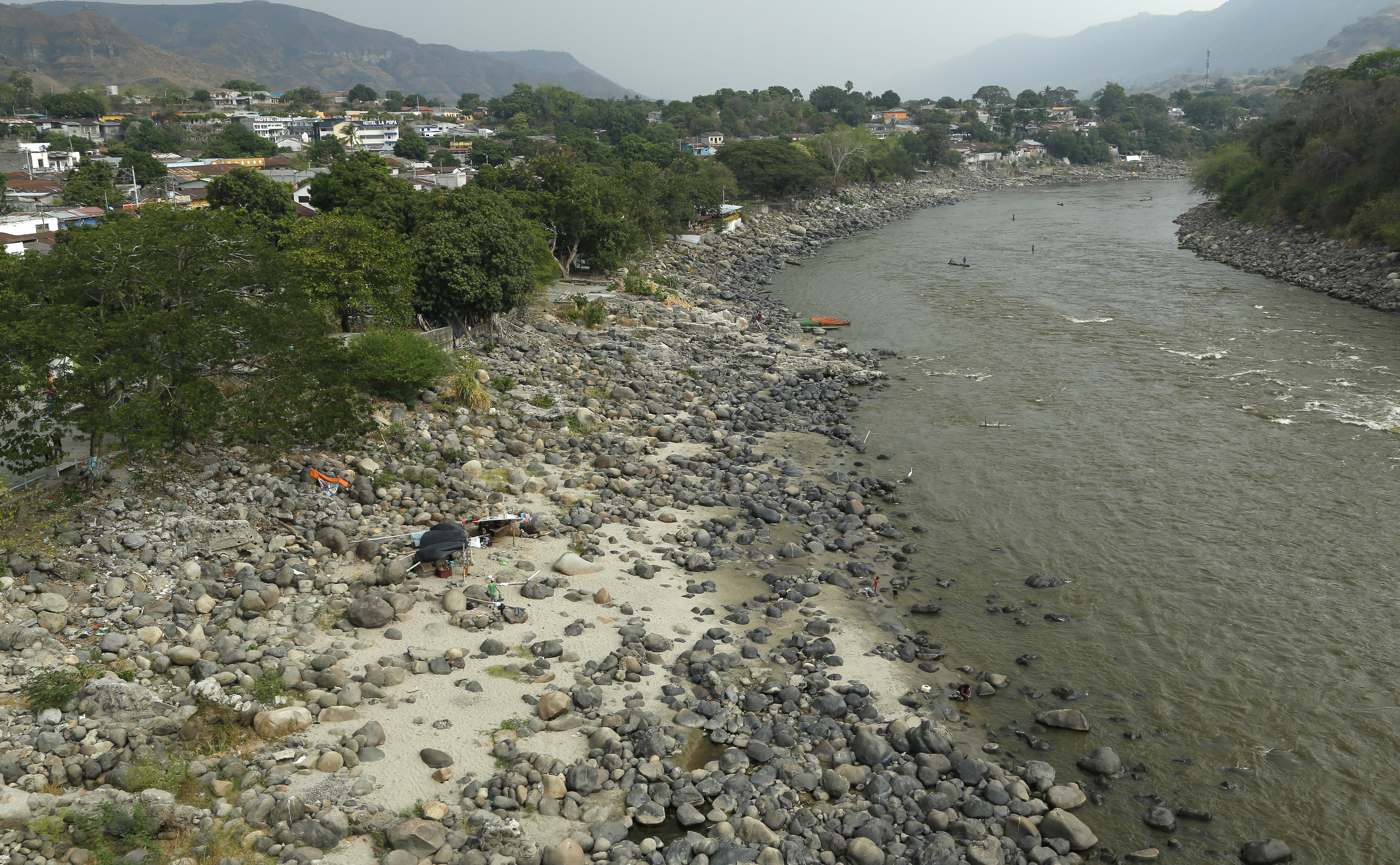Pescadores en el rio MagdalenaSequia fenomeno del niño Honda Tolima feb 4 2016foto Guillermo Torres Revista Semana
