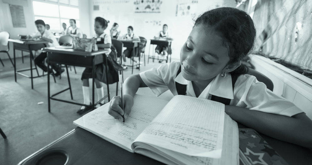 Colombia hace parte de los países en los que el porcentaje de niños que cuentan con textos escolares oscila entre el 16 y 32 por ciento. La cifra es crítica y afecta el aprendizaje. Foto: Cámara Colombiana del Libro.