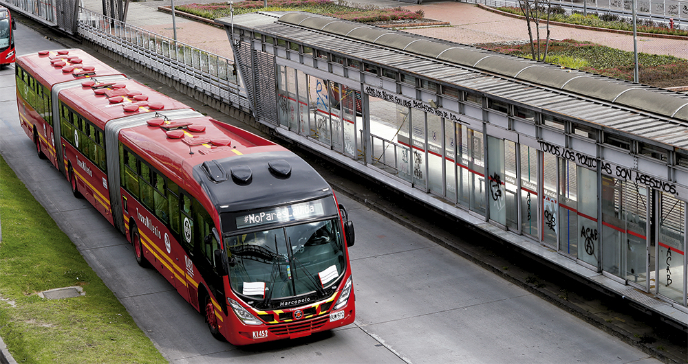 La pandemia empeoró el déficit de TransMilenio. La demanda de pasajeros cayó a la mitad. El Gobierno nacional se comprometió a financiar el déficit.