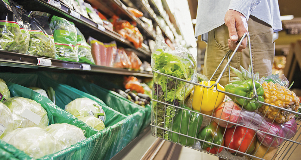 Los alimentos han sido el rubro de la canasta familiar que más ha impulsado la inflación, con alzas por encima de 27 por ciento en lo corrido del año. Esto llevó a los sindicatos a pedir un control de precios de los alimentos, cuyo costo golpea más duro a los pobres.