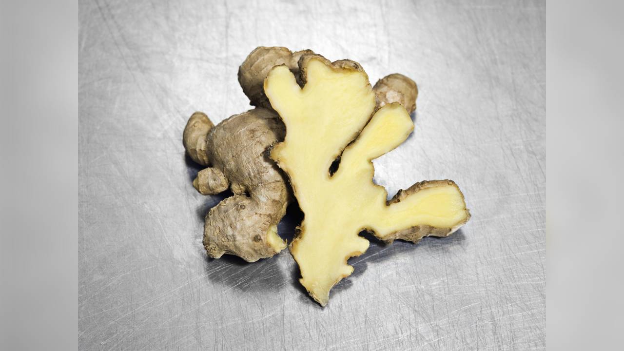 Es importante conservar bien el jengibre para que mantenga sus propiedades naturales. Foto: Getty images.