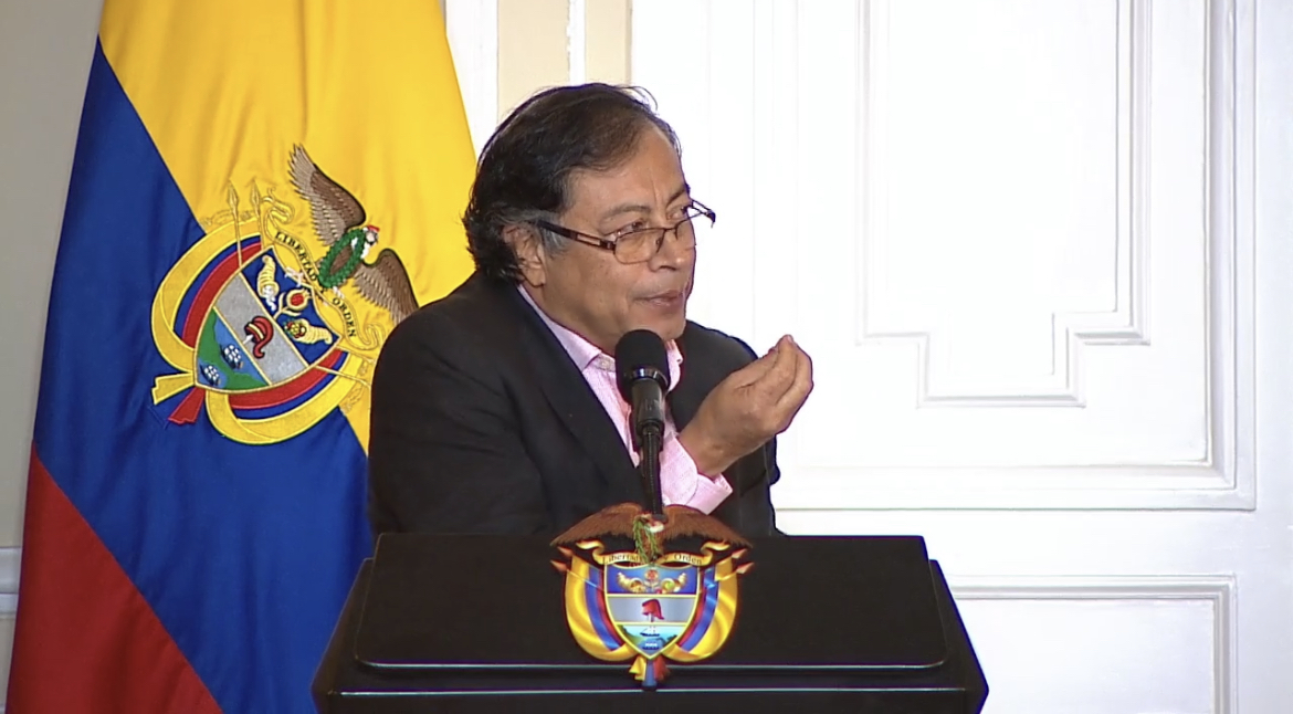 Nacen los colectivos chavista en Colombia? Generales arremeten contra el  gobierno Petro, por beneficios judiciales a integrantes de la Primera Línea