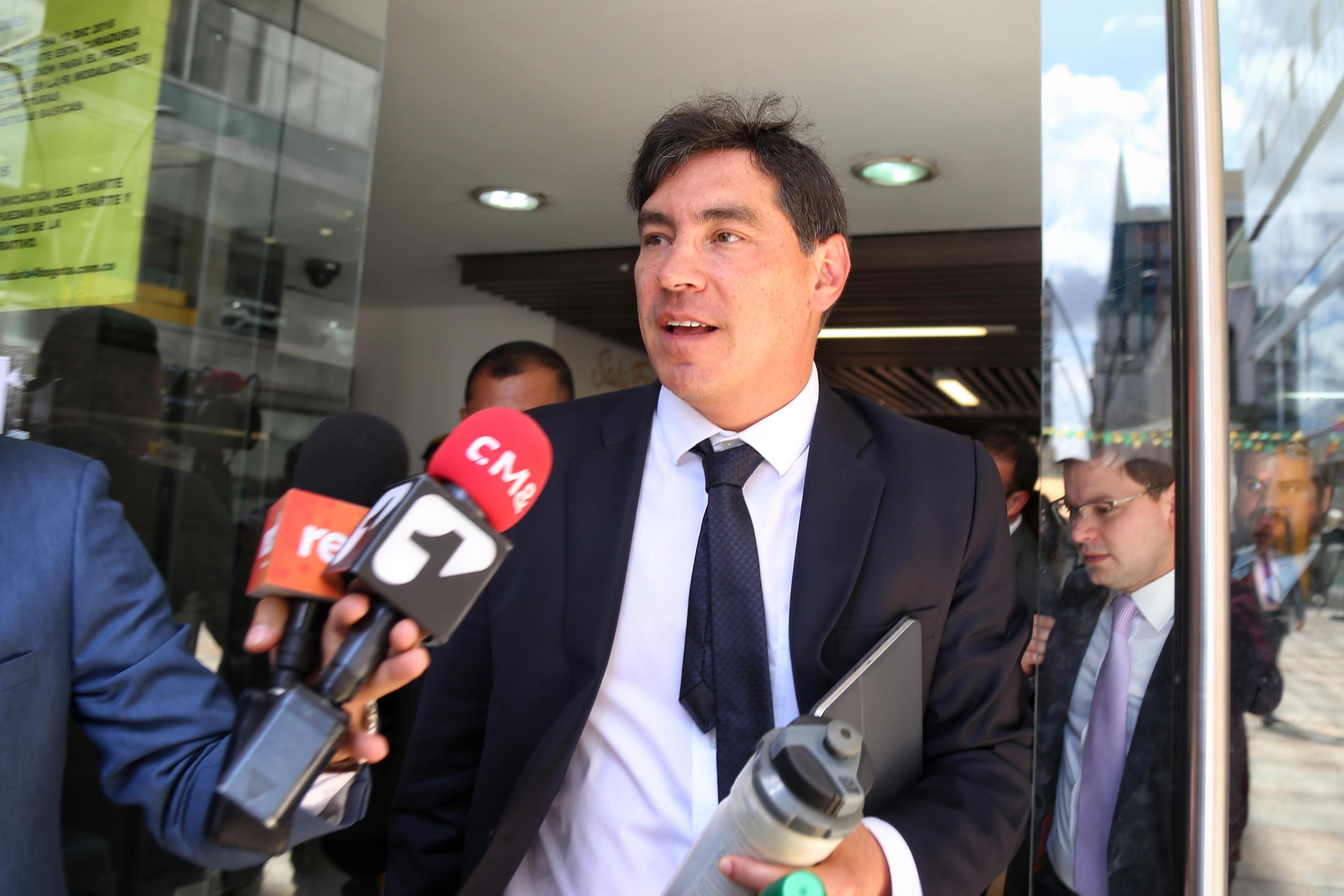 Álvaro Hernán Prada, representante a la Cámara por el Centro Democrático, tras testificar este miércoles ante la Corte Suprema de Justicia.