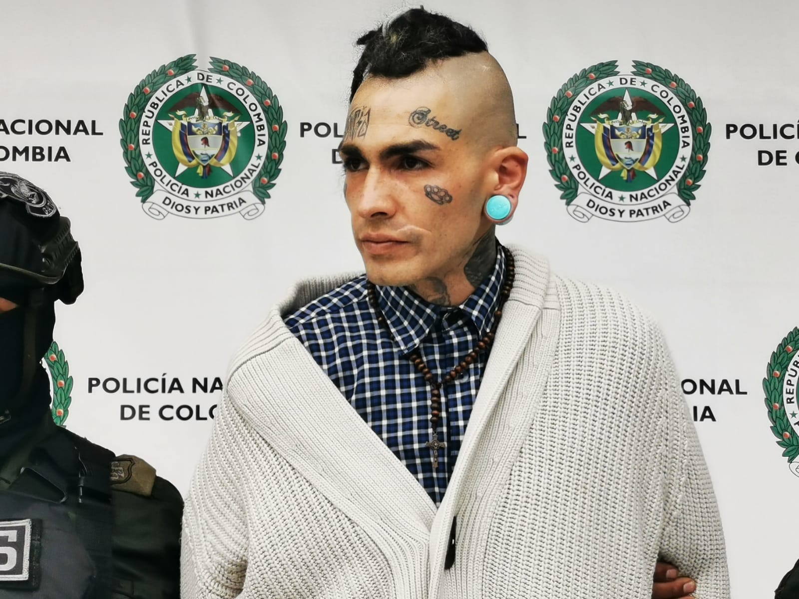 Desde la cárcel alias 19, cabecilla de la primera línea, hace videos y pública en sus redes sociales