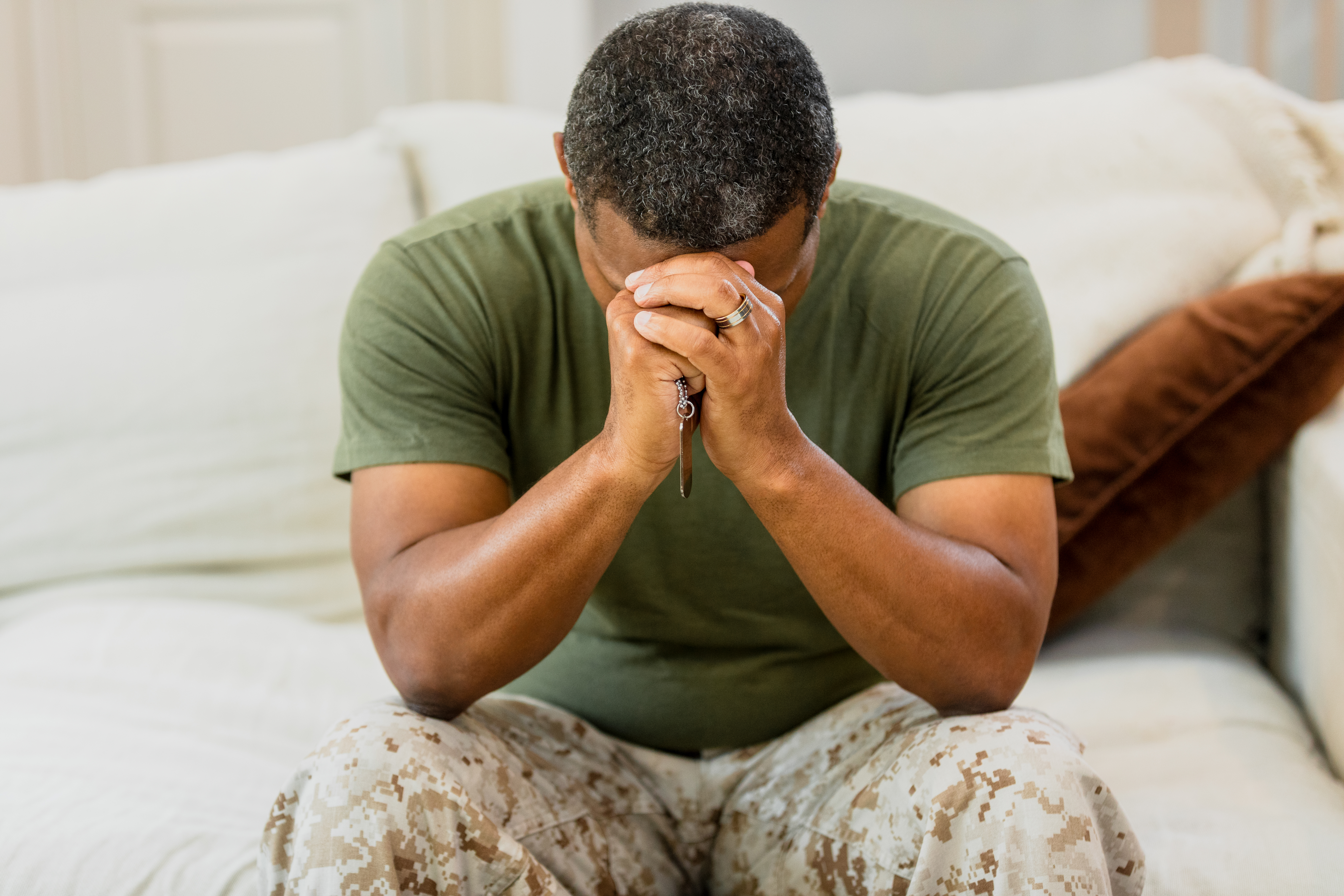 La oración es fundamental para un creyente.