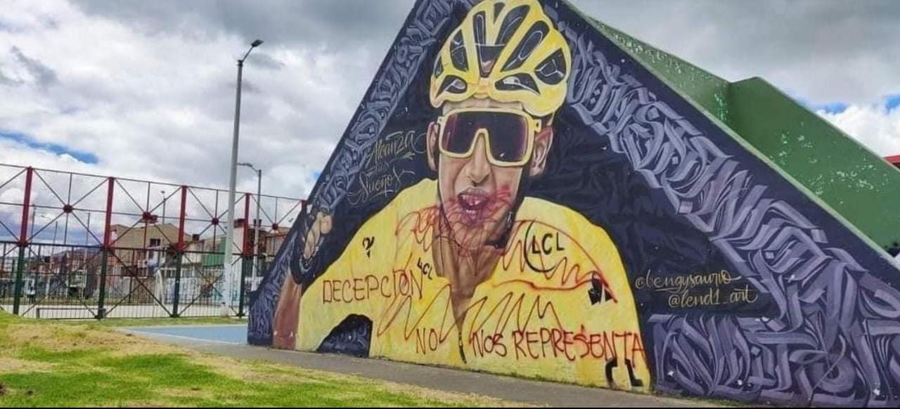 Mural de Egan Bernal fue vandalizado
