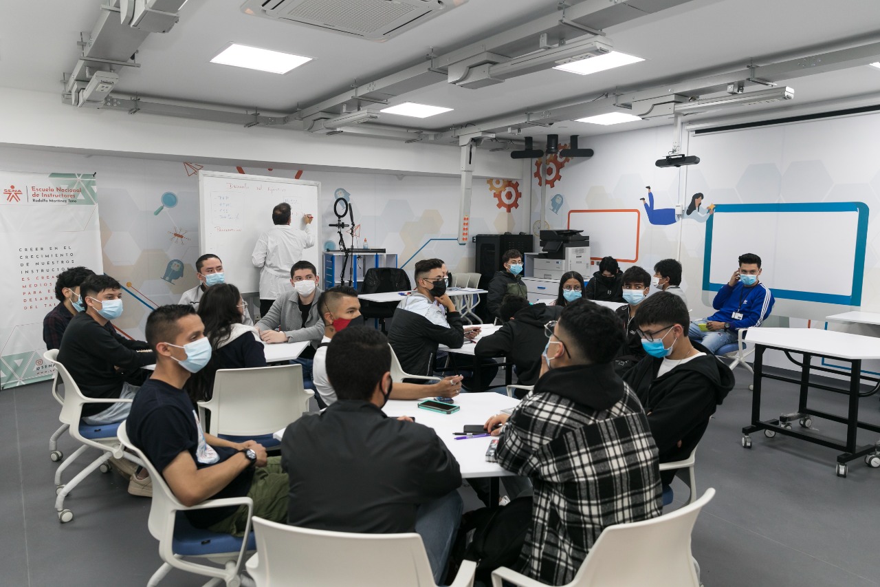 El SENA abre la II Convocatoria de formación presencial titulada y a
distancia 2022 para seguir aportando a la reactivación económica