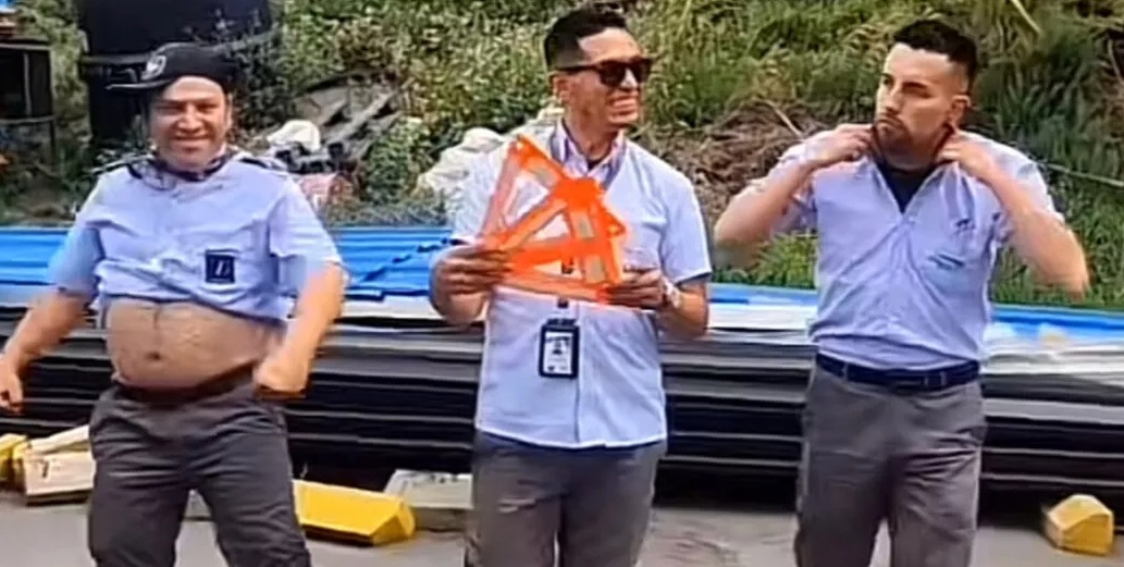 Conductores interpretan a Bombón, Burbuja y Bellota.