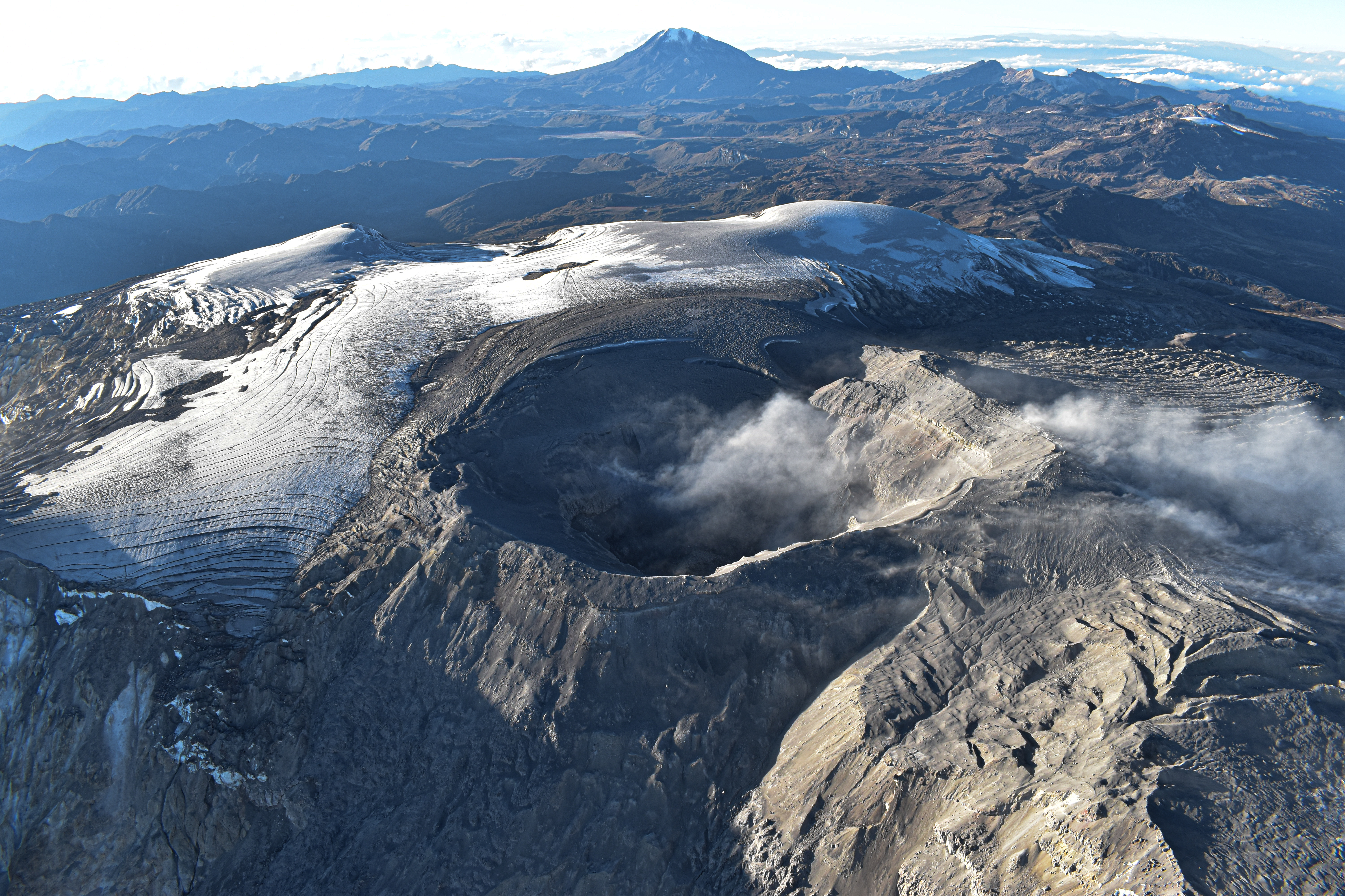 VOLCAN NEVADO DEL RUIZ
FOTO: SERVICIO GEOLOGICO COLOMBIANO