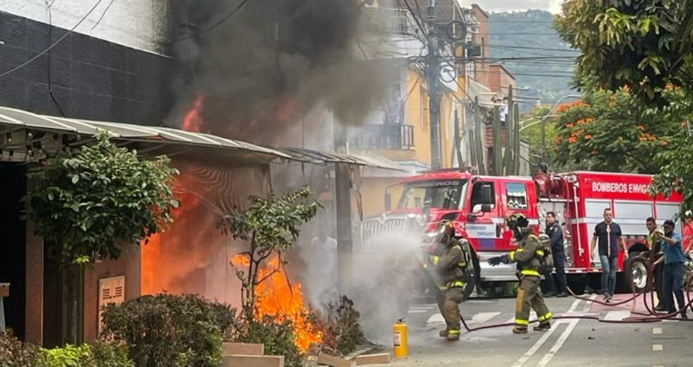 Hombre y su perro cayeron por ducto de una mina de 30 metros de profundidad  en Cali: así los rescataron