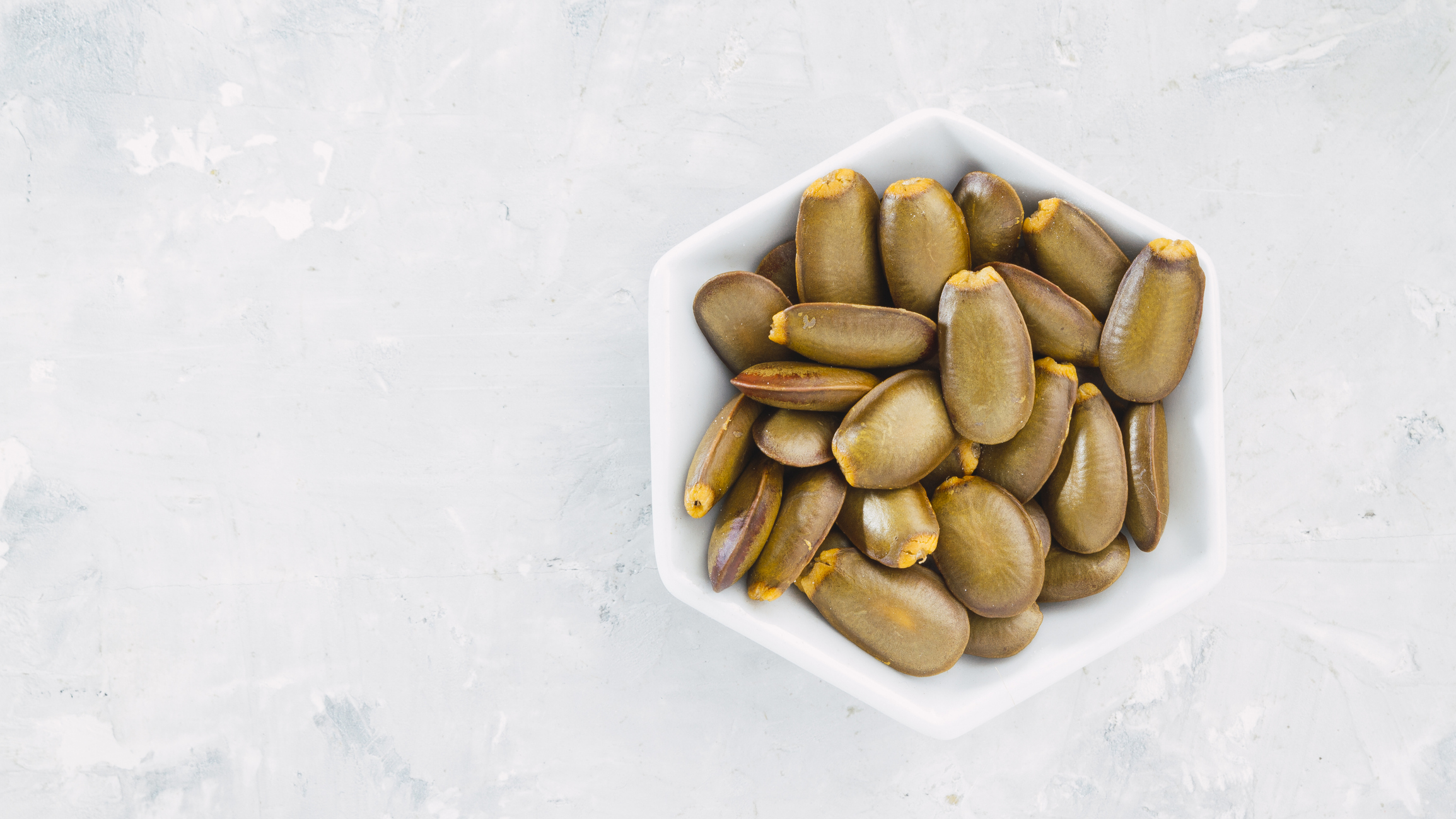 Las semillas de guanábana son una alternativa para eliminar las cucarachas de la cocina.