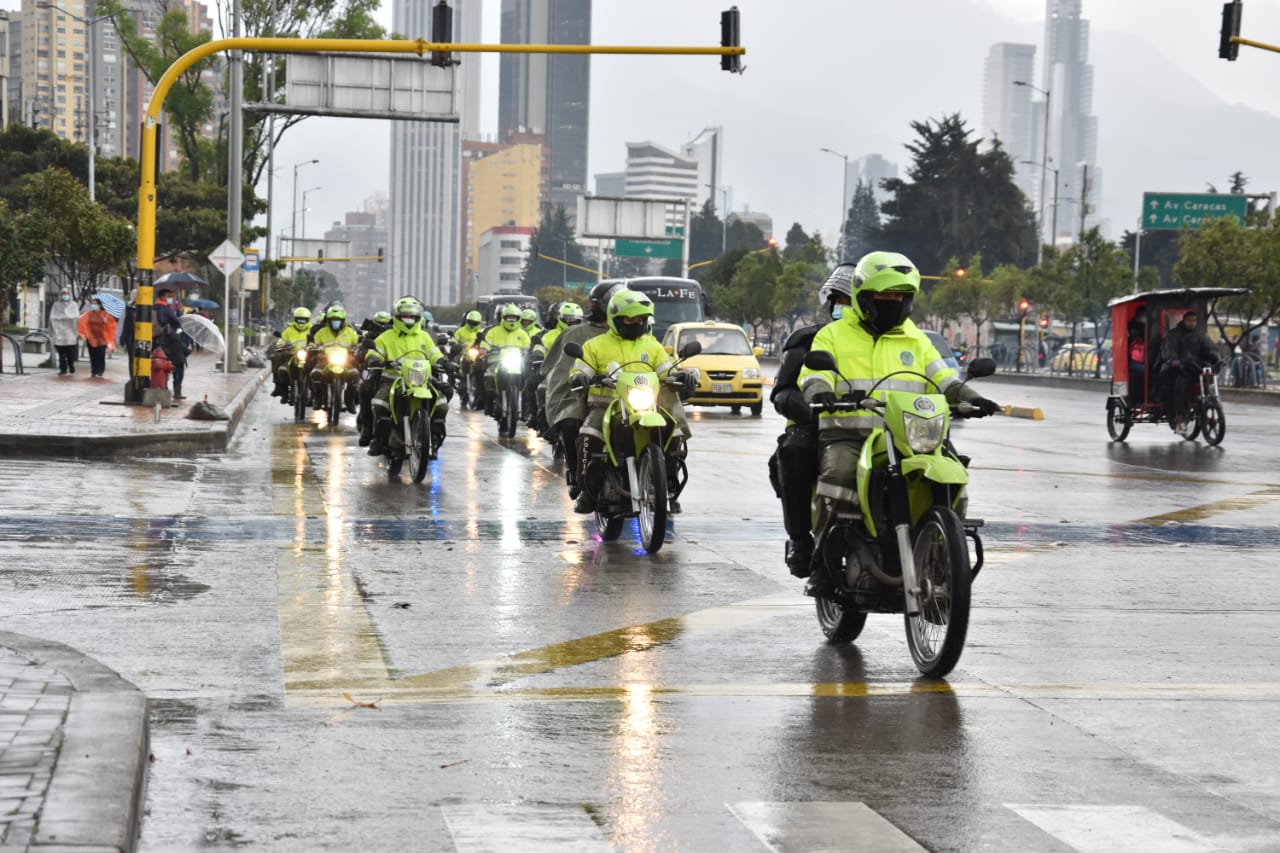 Fuertes críticas a bogotanos que grabaron a pareja teniendo relaciones  íntimas en hotel