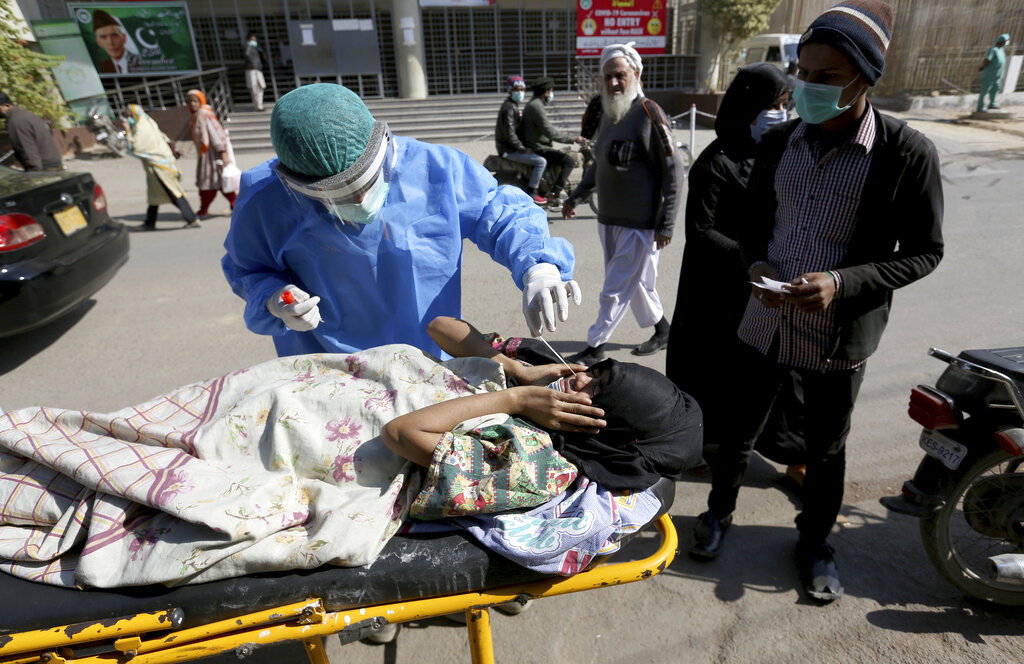 Al menos 1′806.072 personas fallecieron en el mundo desde que la oficina de la OMS en China diera cuenta de la aparición de la enfermedad en diciembre de 2019.