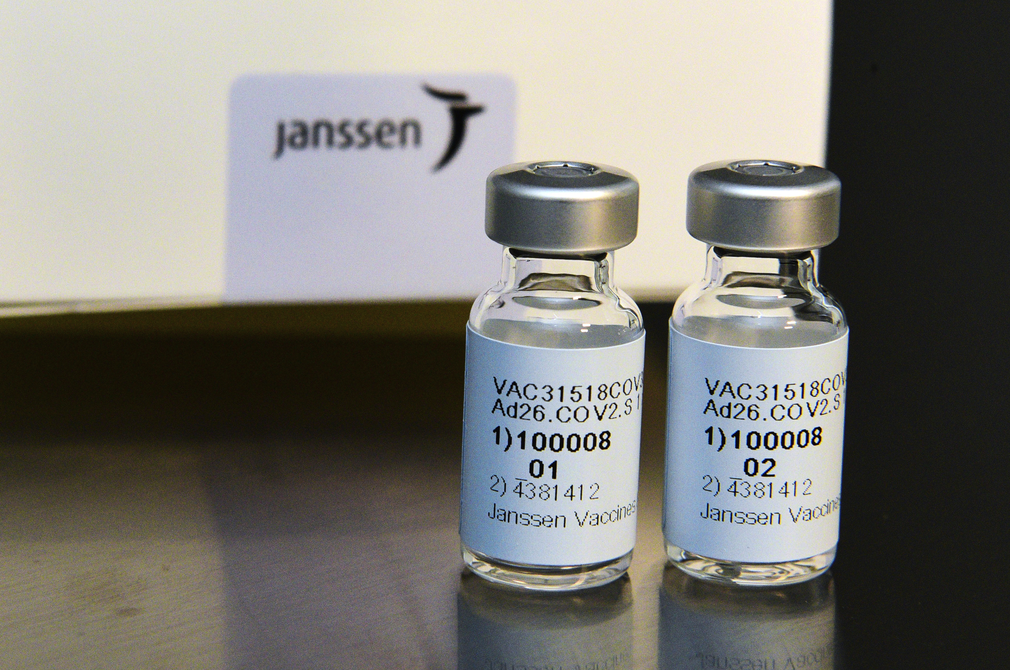 Vacuna contra la covid-19 de Janssen está cerca de ser autorizada por Invima  para su ingreso a Colombia