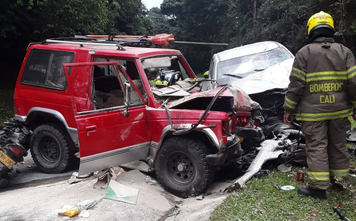 Cali: 10 personas lesionadas en accidente de tránsito sobre importante vía