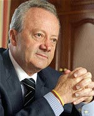 Arturo Calle, empresario de la confección.