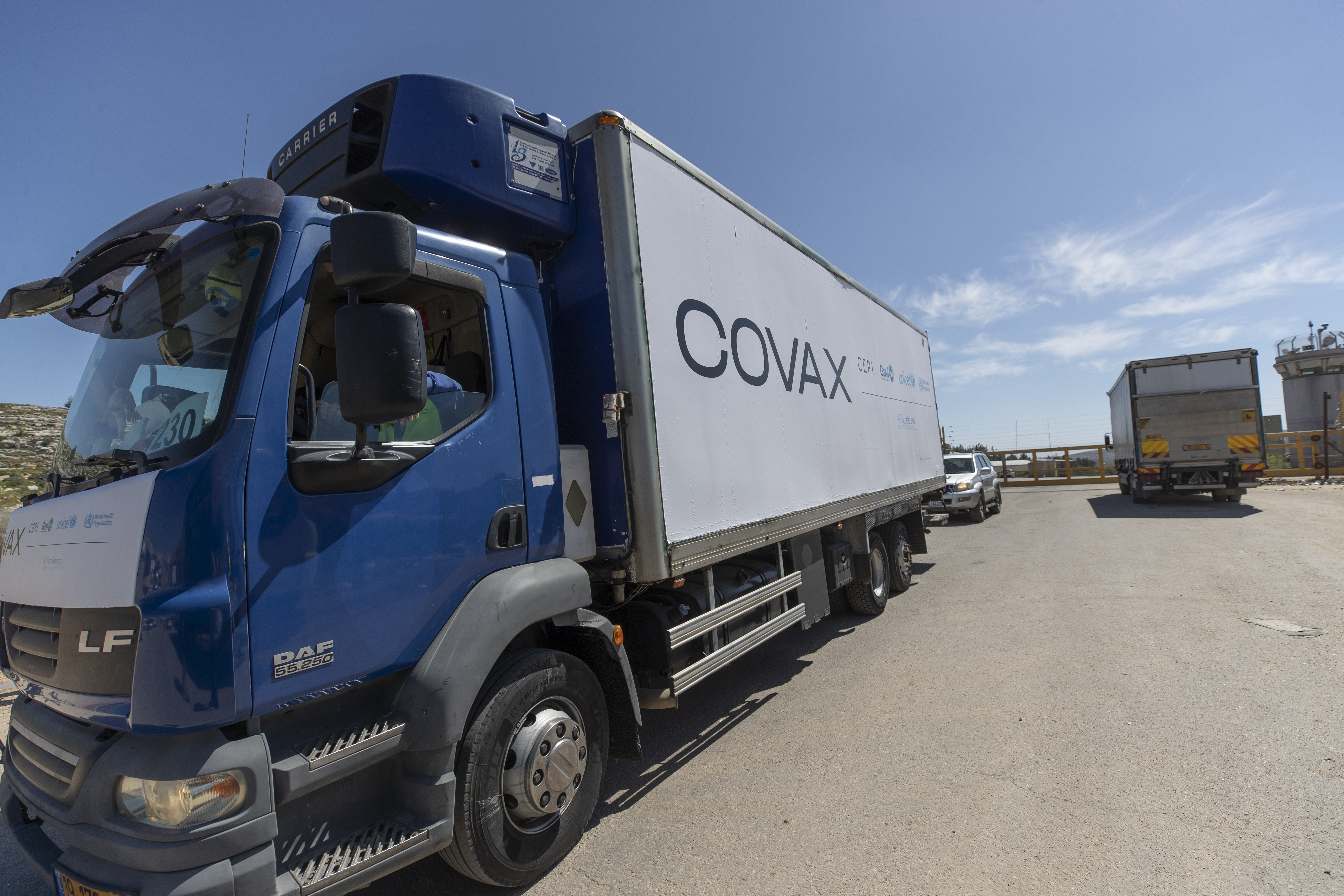 Entregas Covax. (AP Photo/Nasser Nasser)