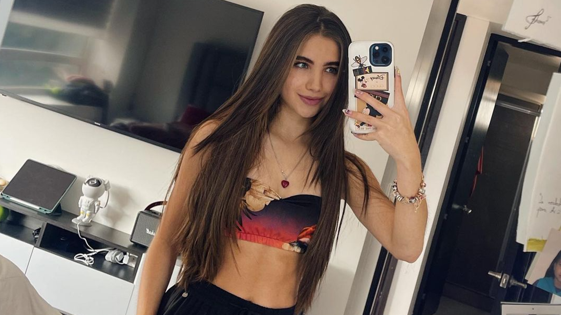 La cantante celebró sus 20 años con su familia y amigos. Foto: Instagram @shaira_oficial.