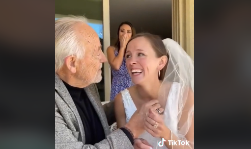 Hay un dicho que dice que el amor todo lo puede.