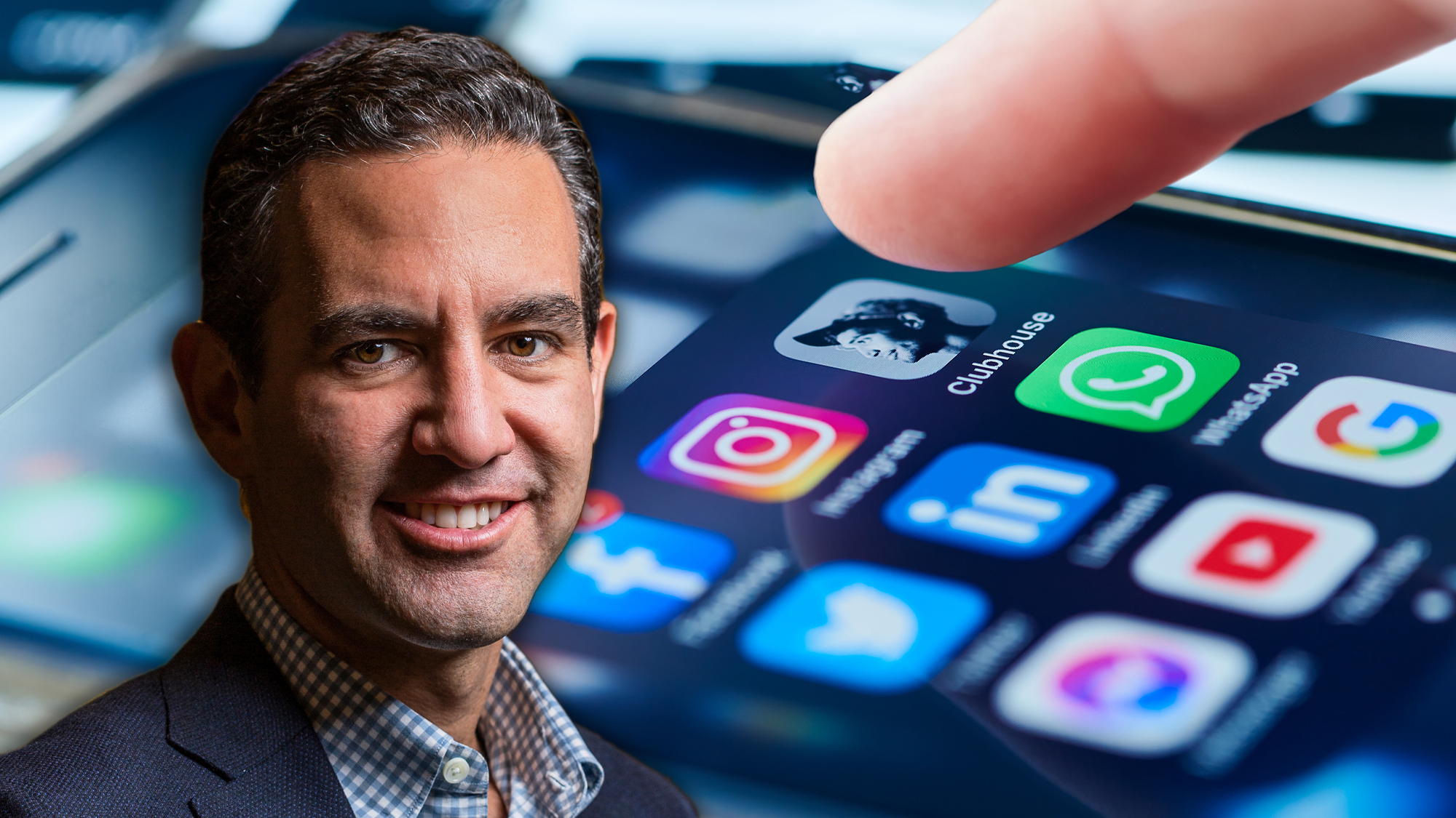 Cómo usa el celular David VELEZ