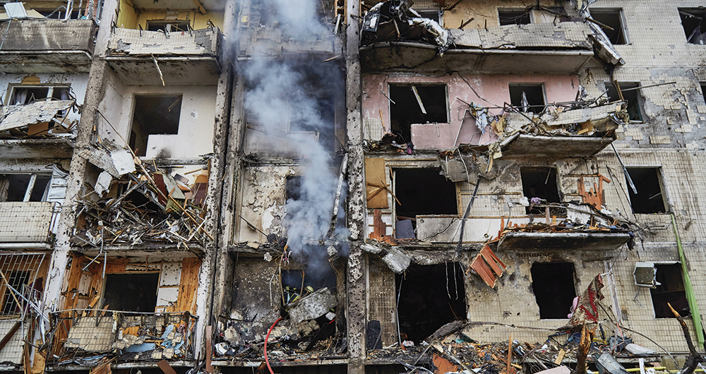 Para llegar a la paz, Ucrania exige un cese al fuego, la salida de Rusia del país y garantías de seguridad e independencia en el futuro.