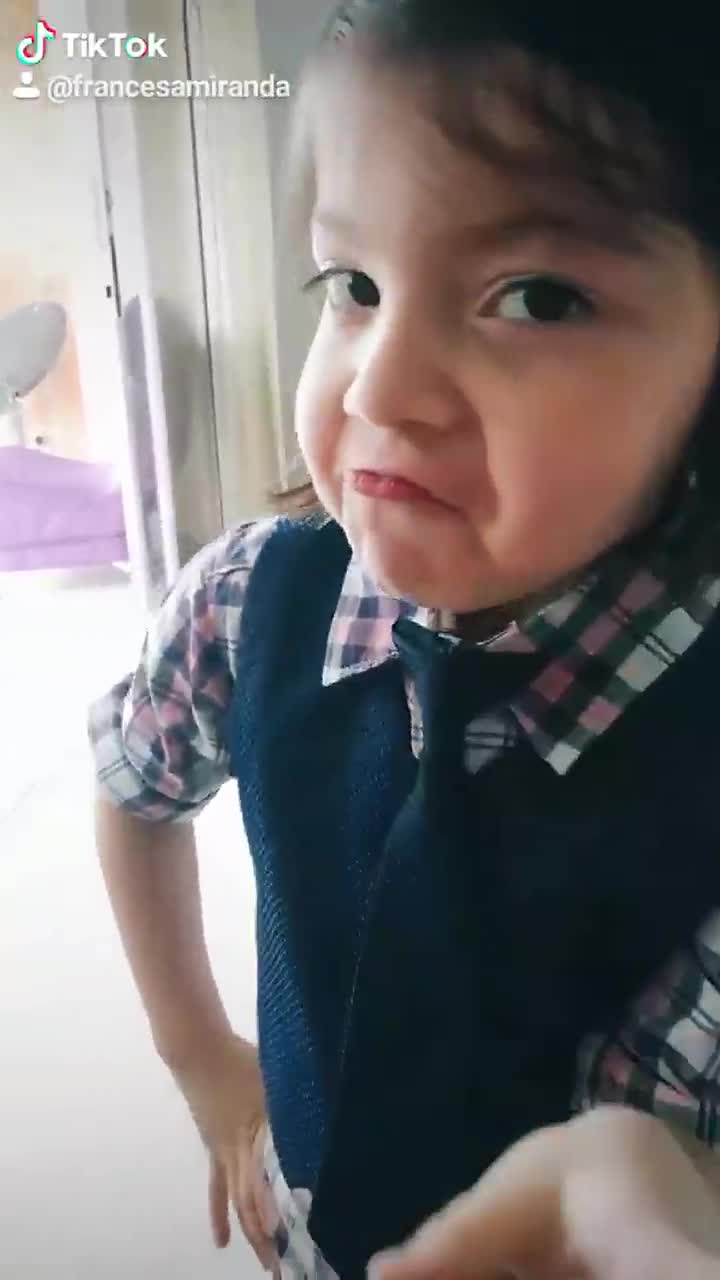 La niña colombiana que arrasa en Tik tok