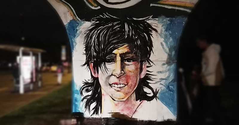 Un grafiti que conmemora los cinco años de la muerte de Diego Felipe Becerra