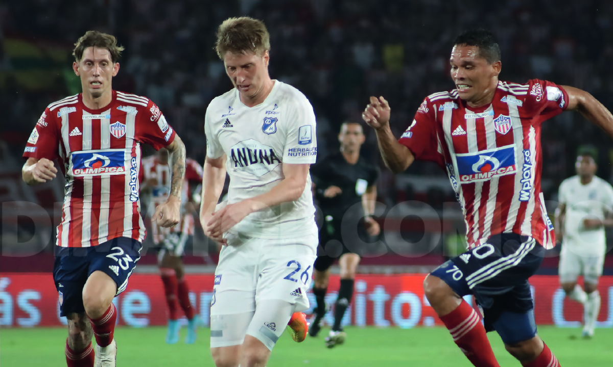 Junior vs. Millonarios. Andrés Llinás y Carlos Bacca.