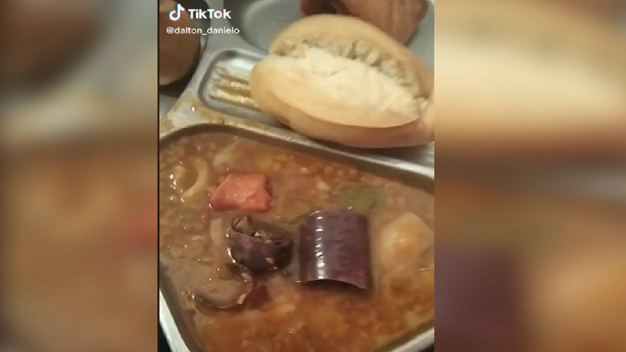 Recluso graba los momentos que pasa en el centro penitenciario. Foto TikTok. @dalton_daniel.