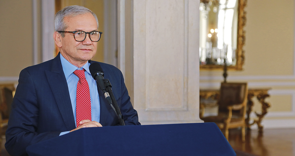 Carlos Ramón González, exdirector del Dapre.