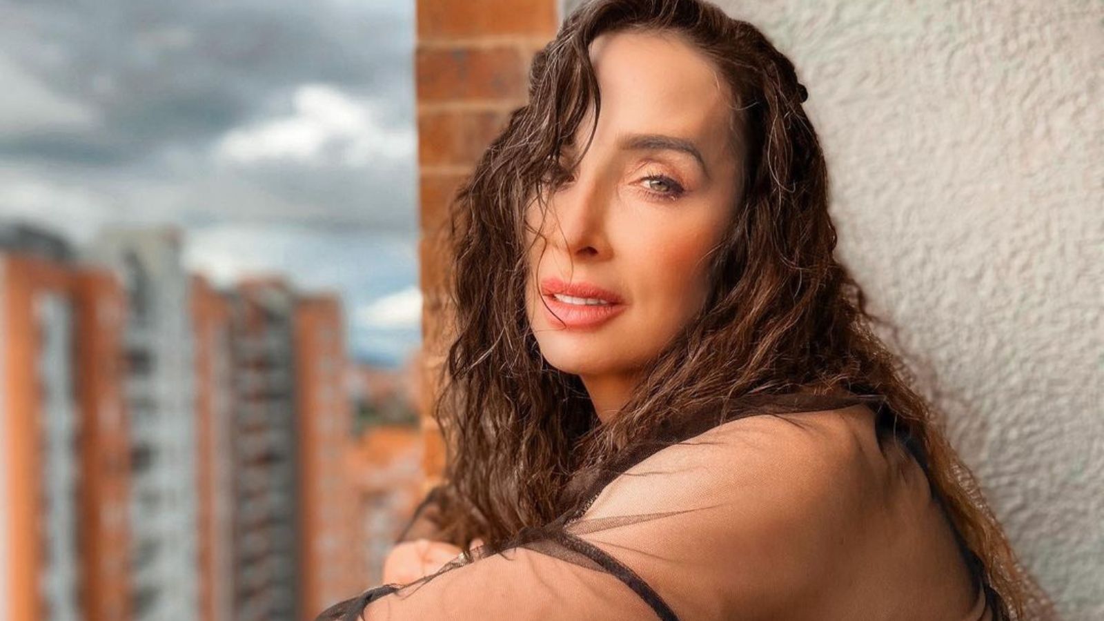 De frente y sin miedo: Luly Bossa reveló cuántas cirugías tiene y envió  fuerte mensaje