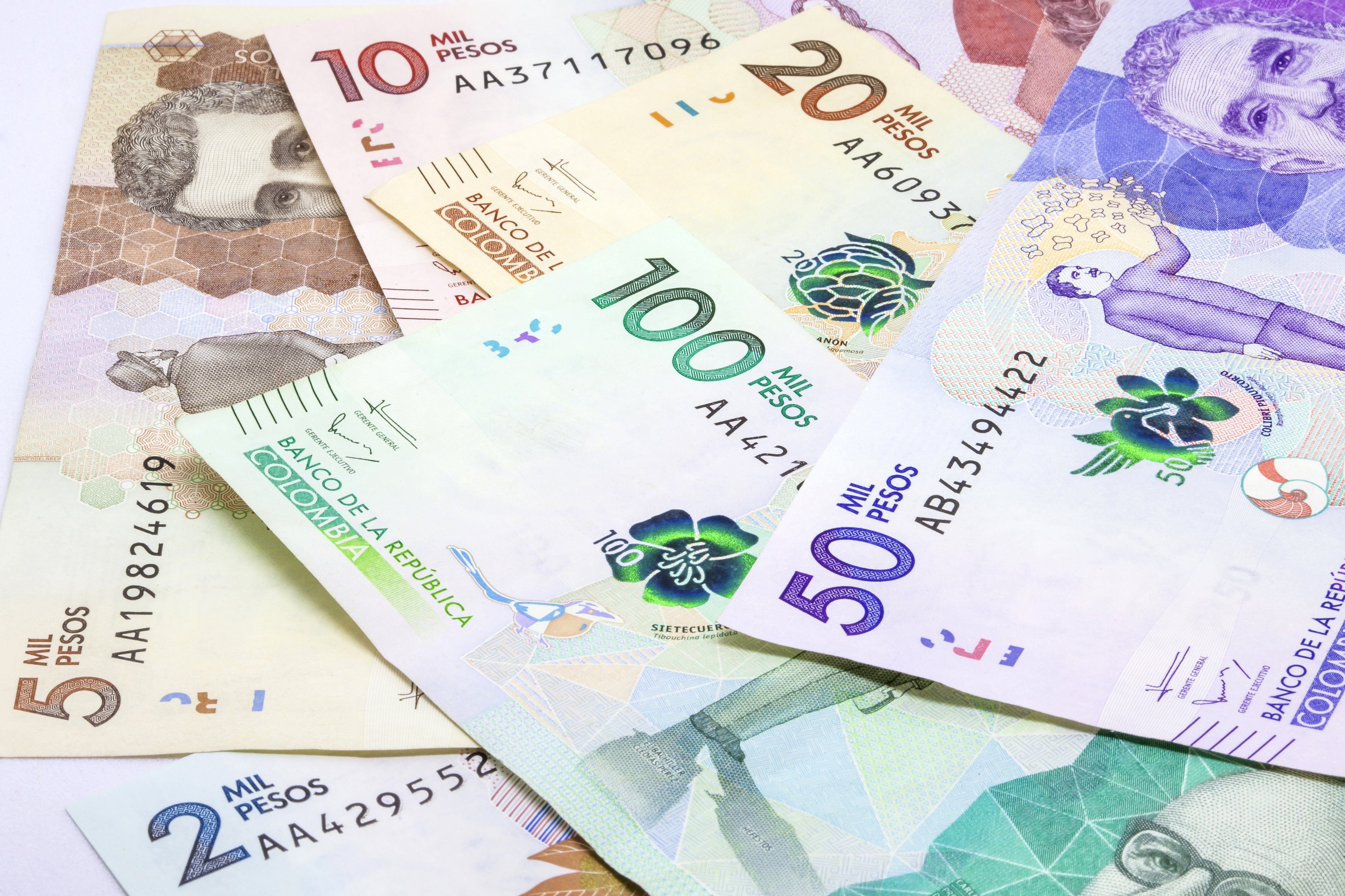 Familia de letras colombianas emitidas en 2016