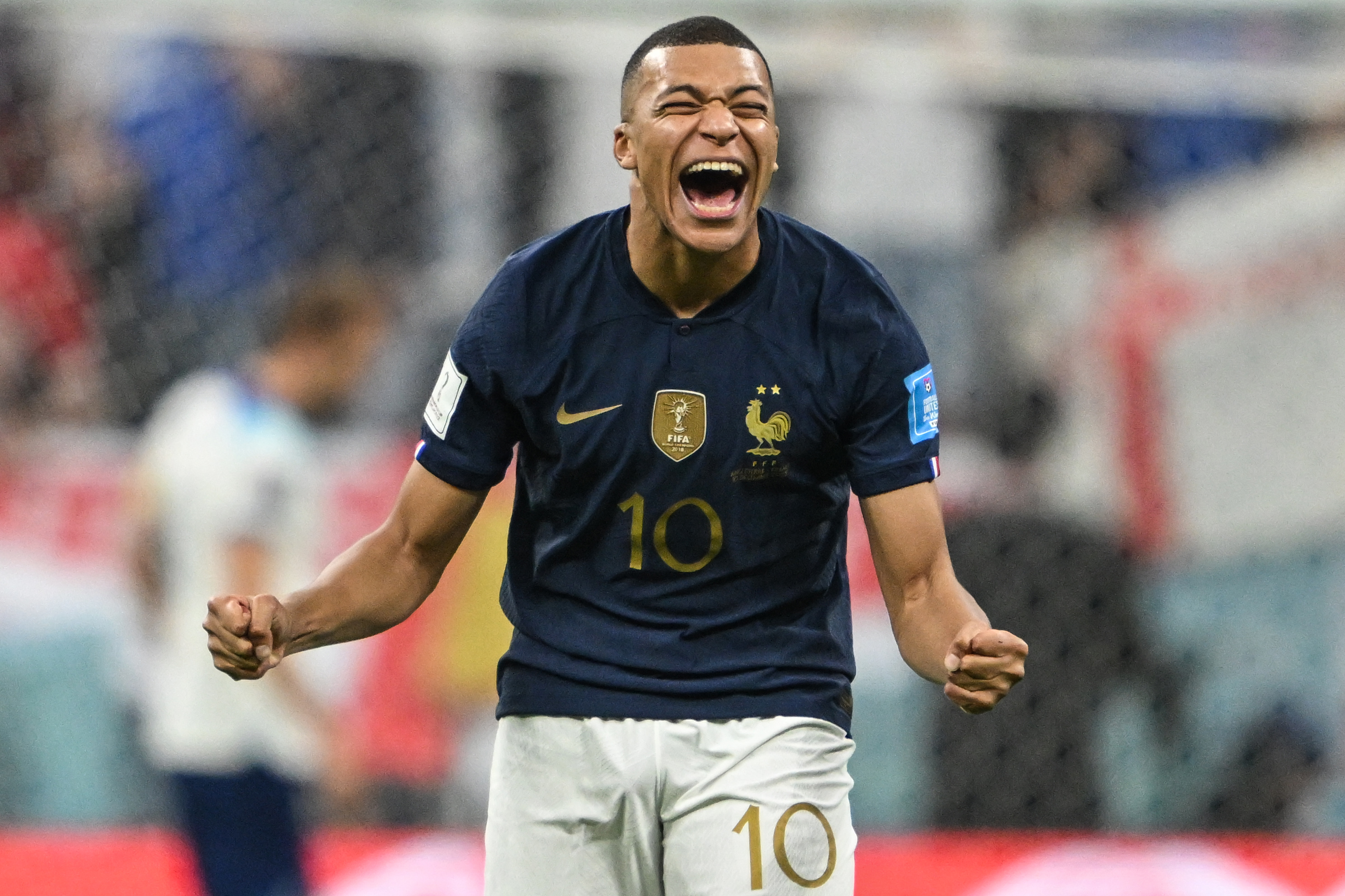 El duro momento de Van der Wiel, el ex de la supuesta novia de Mbappé