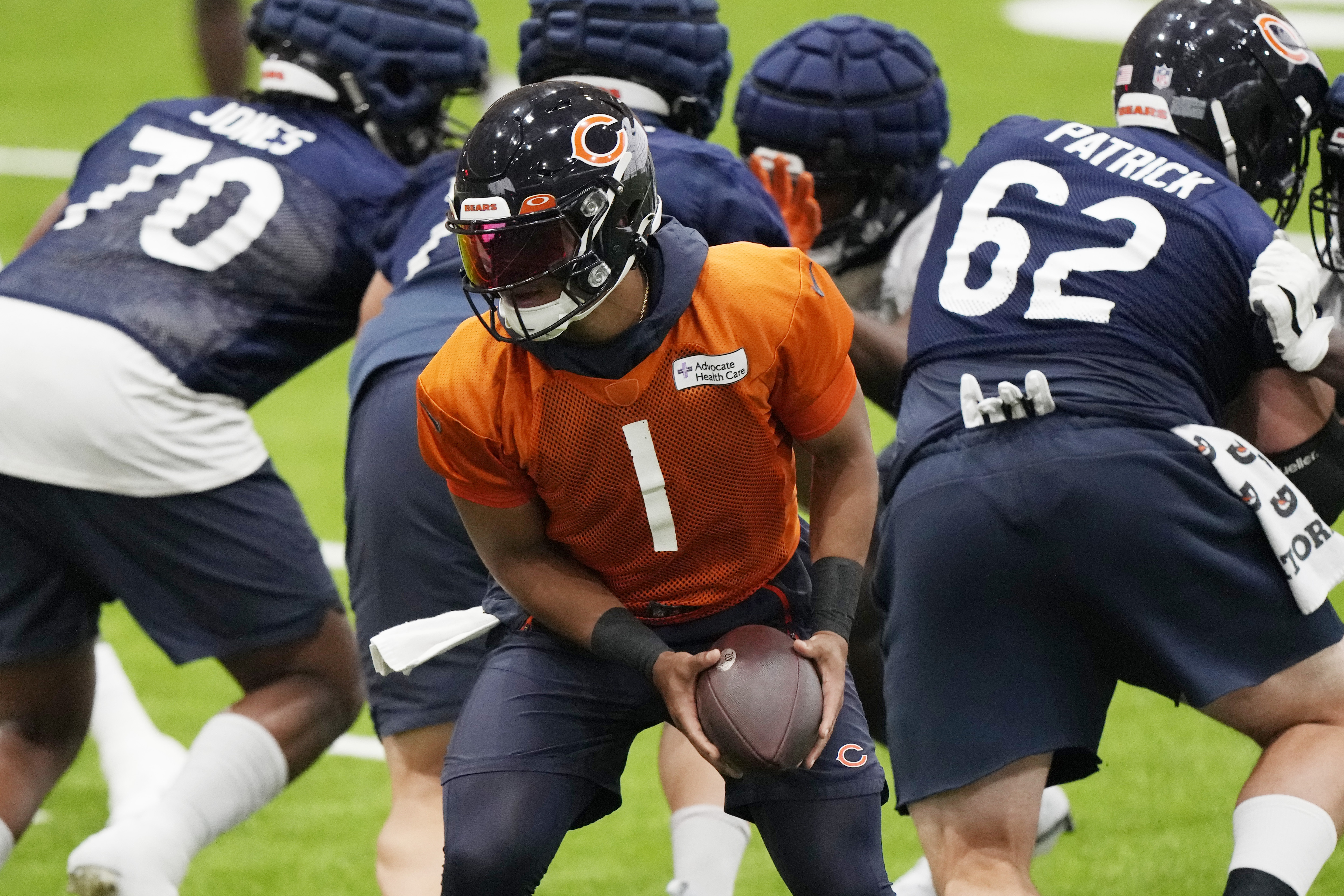 Chicago Bears training camp: Justin Fields' red-zone connections