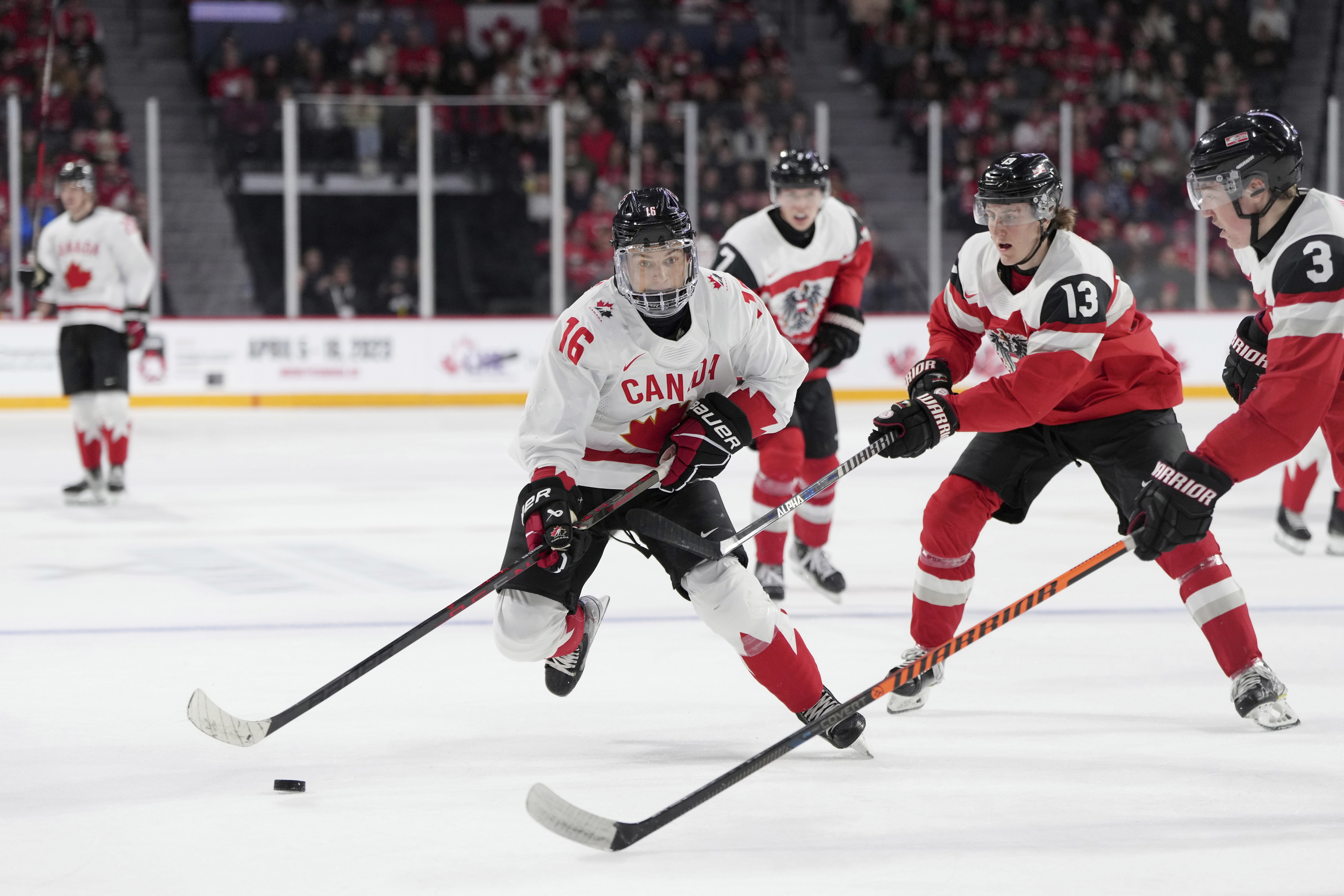 Considered Generational Talent, Chicago Blackhawks Draft 17-Year-Old Connor  Bedard with the No. 1 Pick, Chicago News