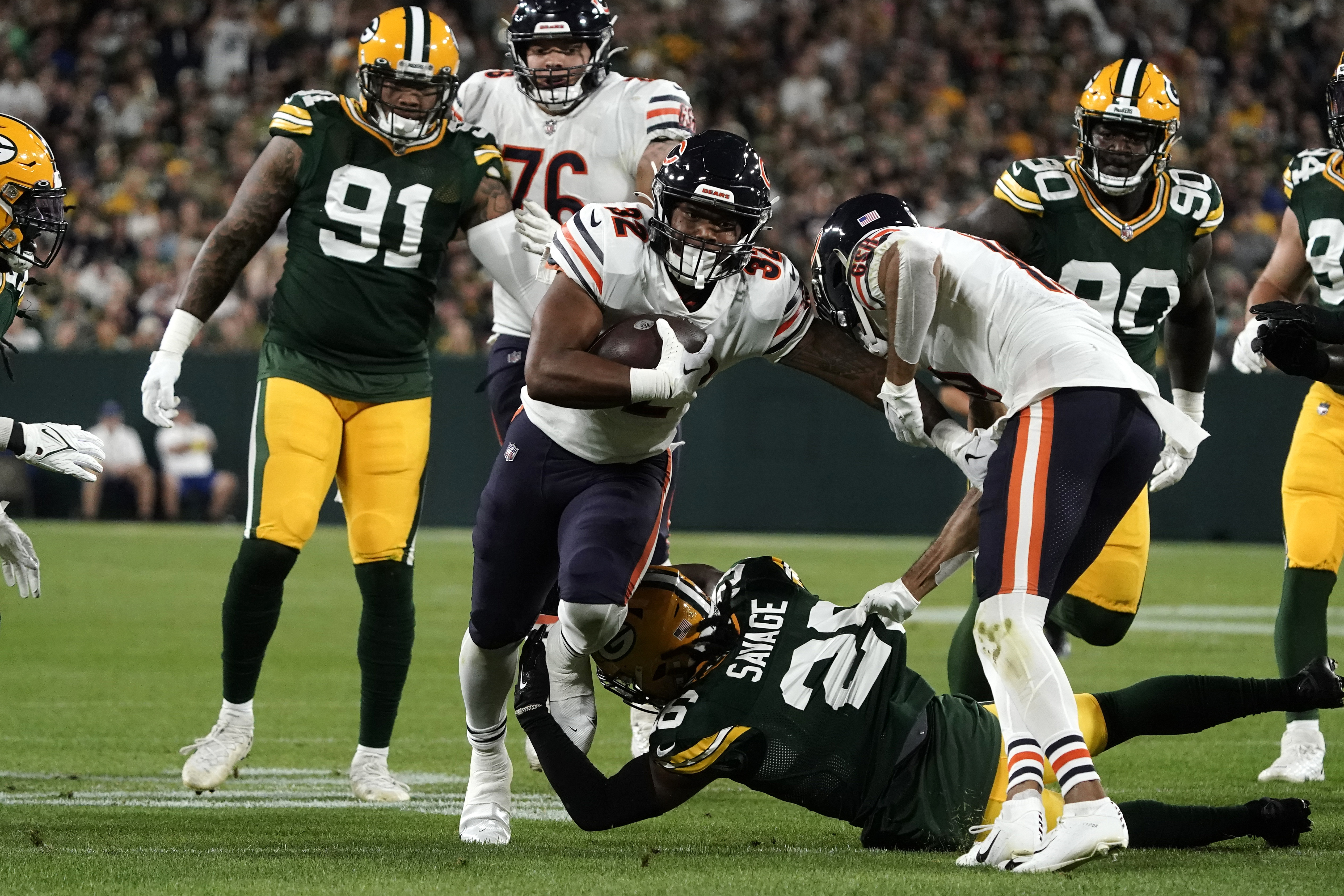 Packers' Aaron Rodgers throws 450th touchdown pass to Aaron Jones