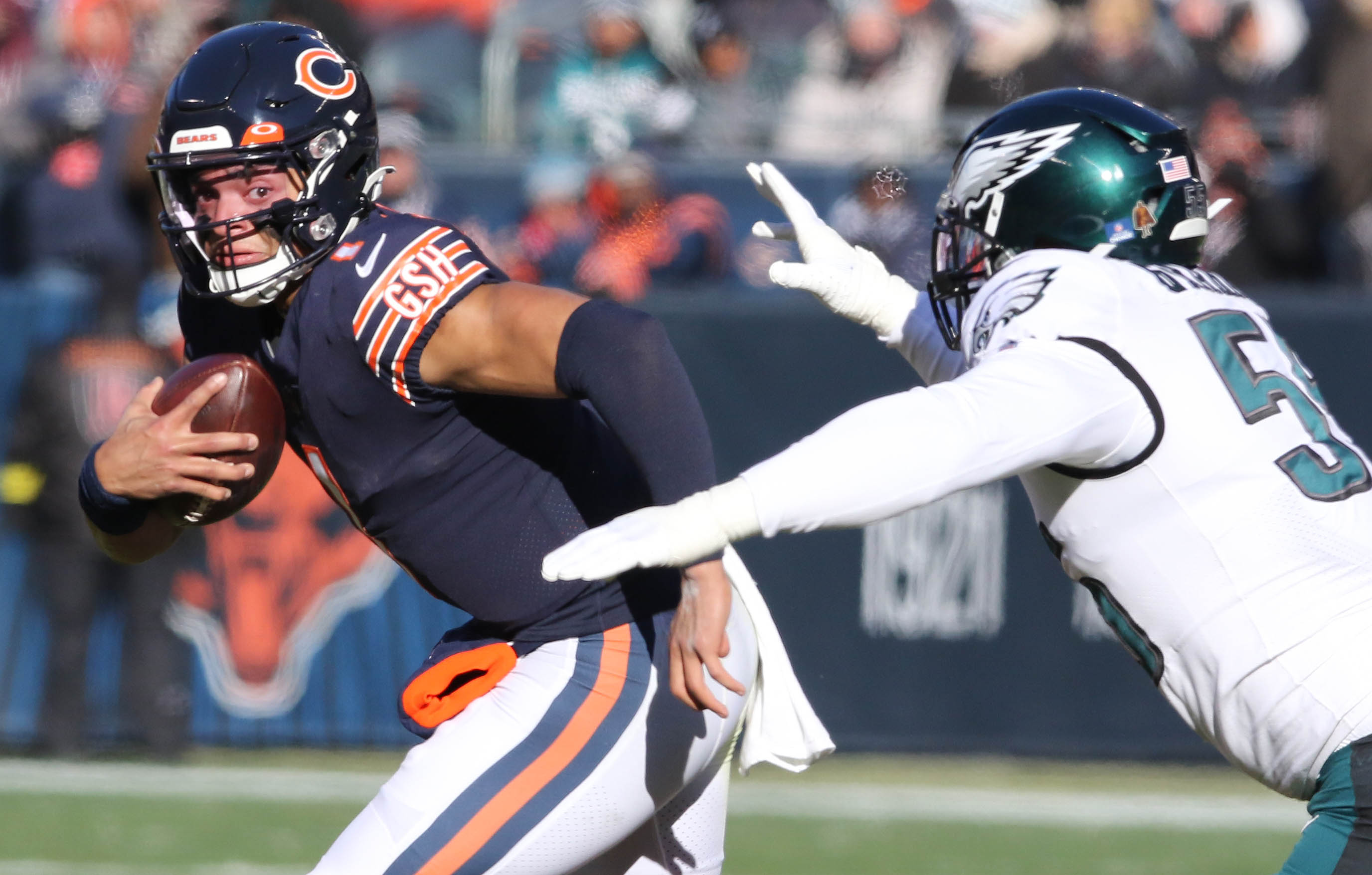 Fields breaks Douglass' QB rushing record in Bears' 25-20 loss to Eagles