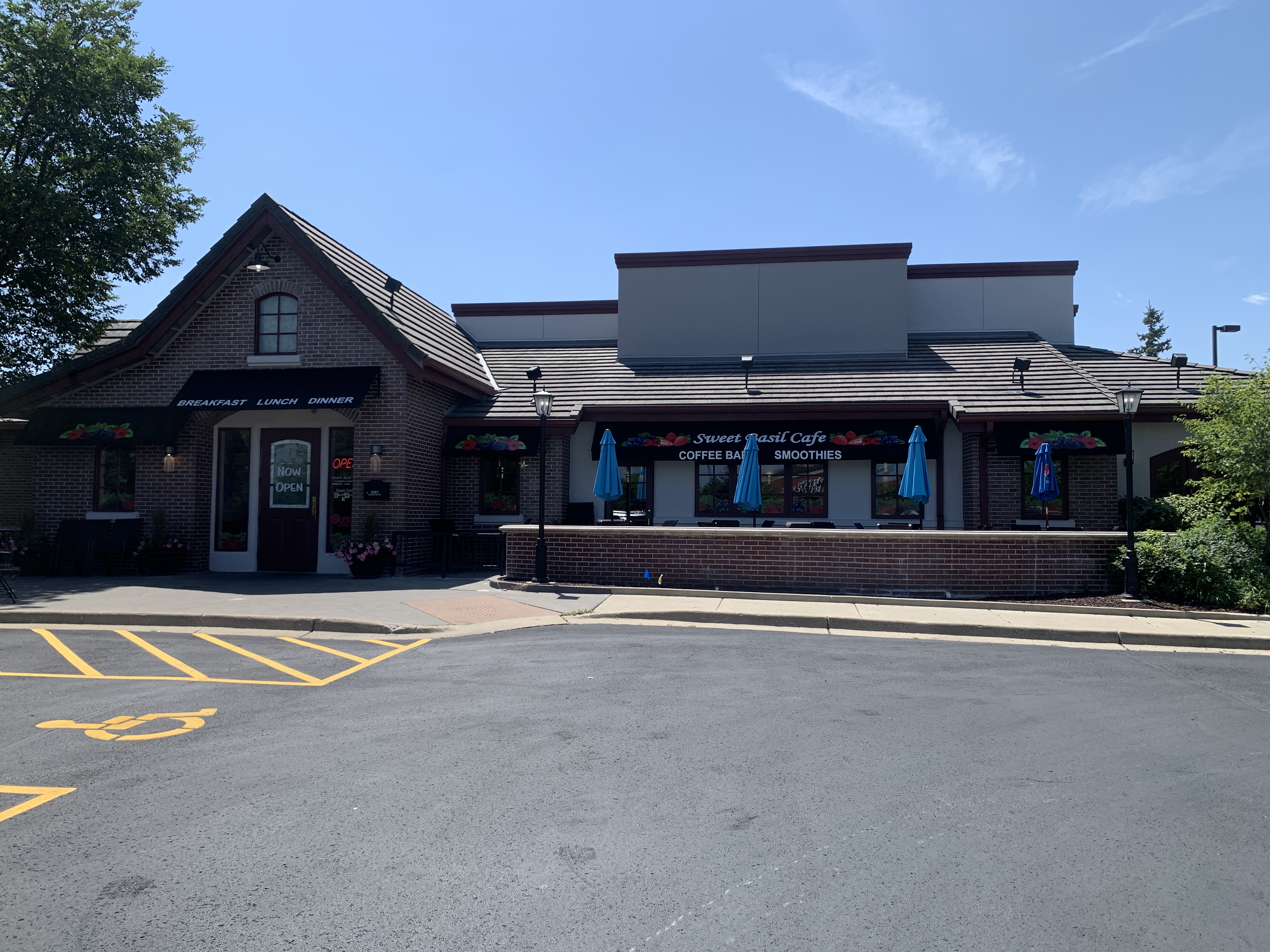 Mystery Diner in Algonquin Sweet Basil Cafe starts off day sweet