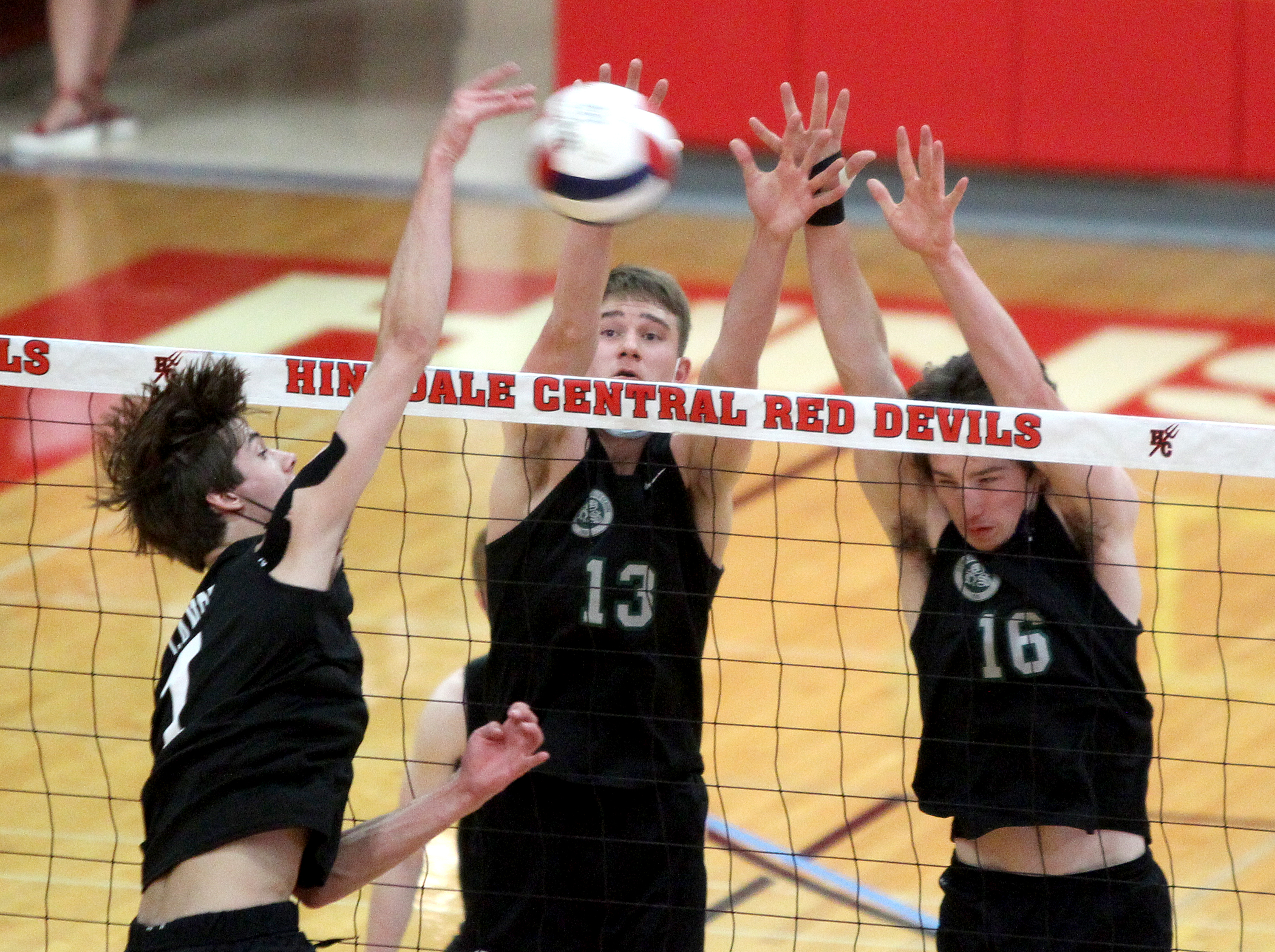 Boys Volleyball Glenbard West Heading Home Returning To State For Seventh Straight Season Shaw Local
