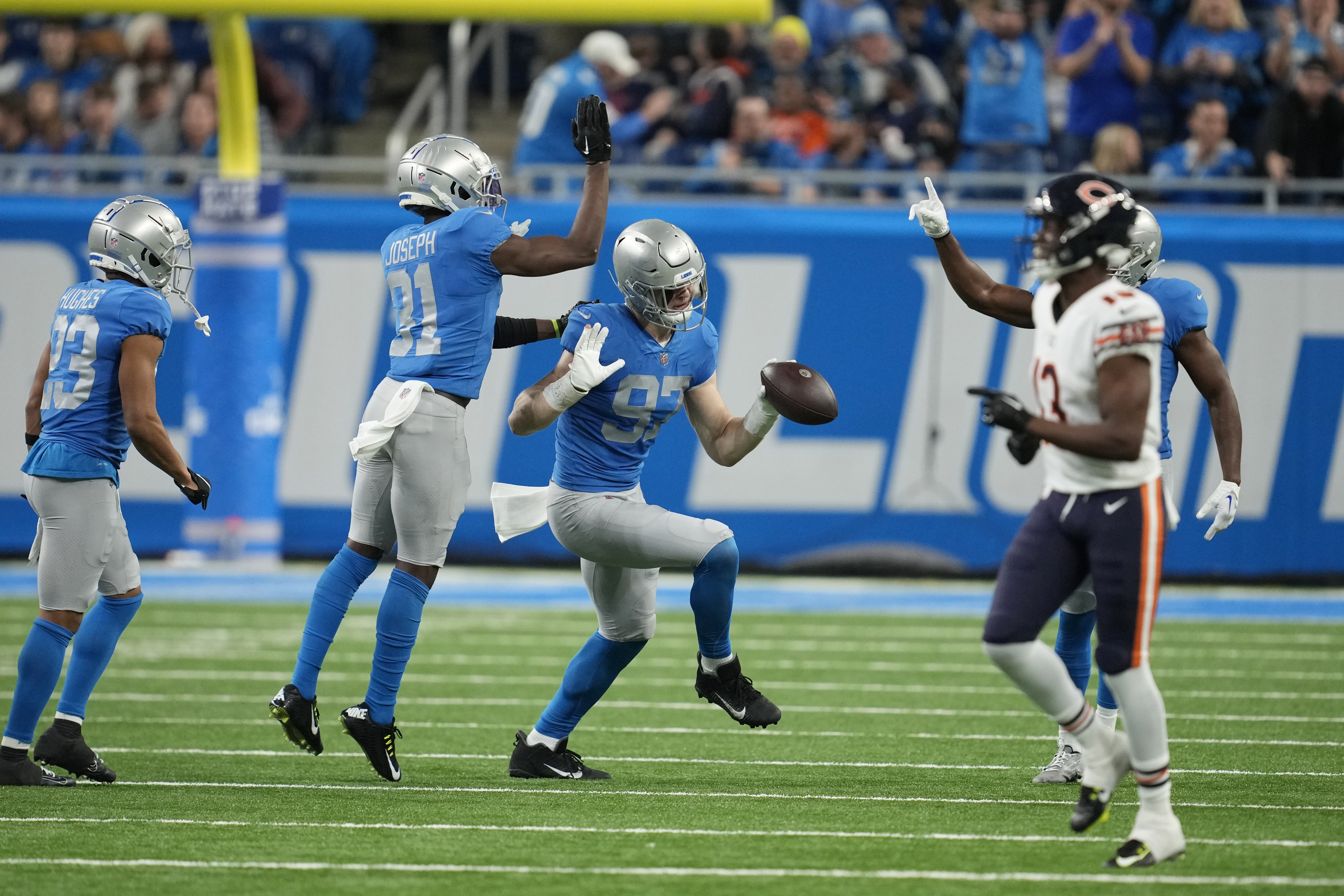 New Detroit Lions coaches waste no time to talk up Aidan Hutchinson