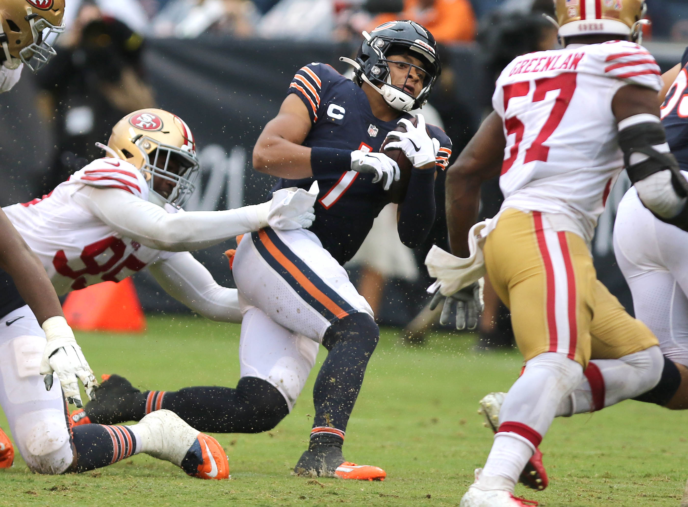 Heavy rain floods Soldier Field during Chicago Bears' season opener against  San Francisco 49ers