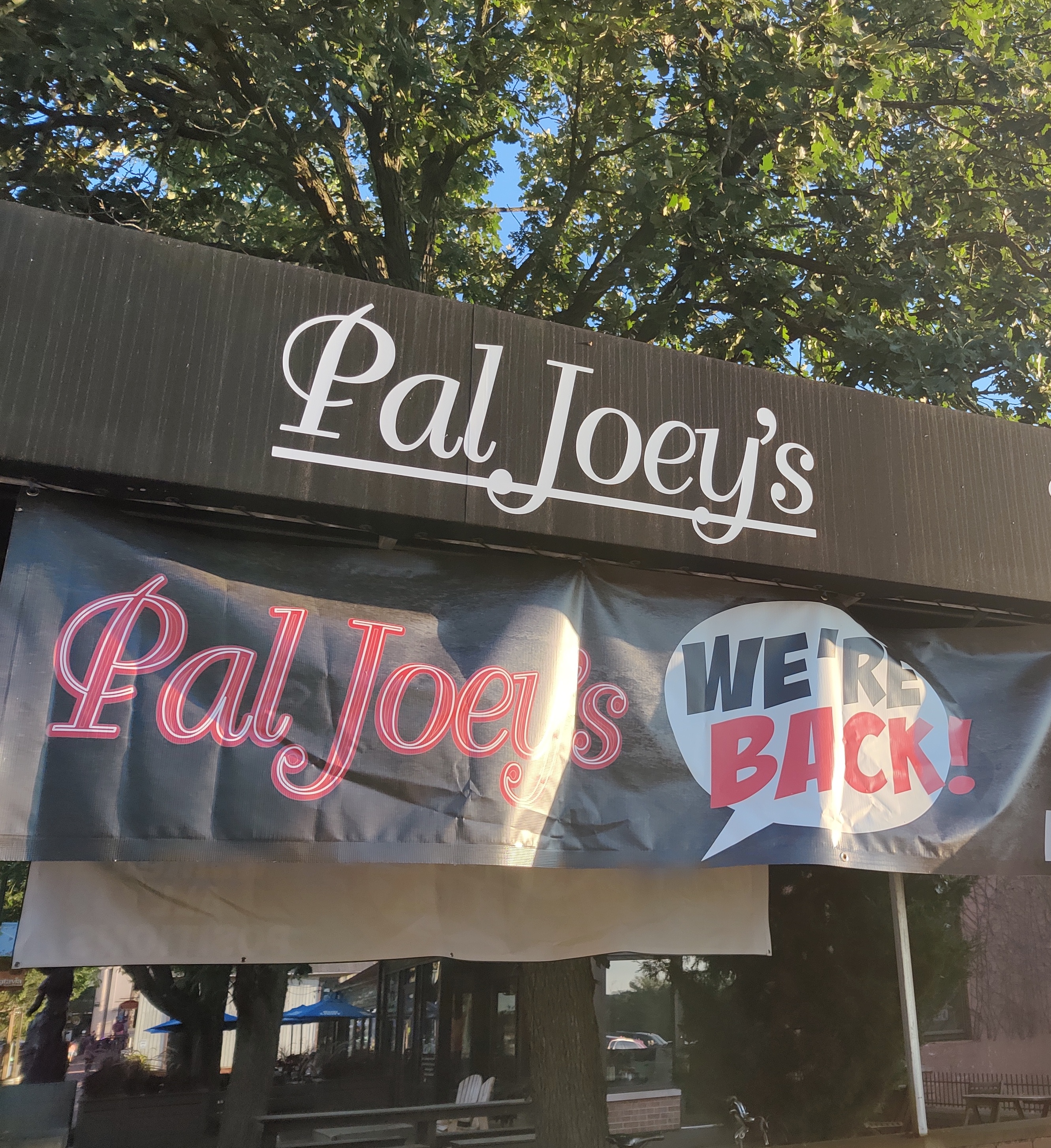 Mystery Diner In Batavia Pal Joey S Makes Happy Return To Riverside Home Shaw Local